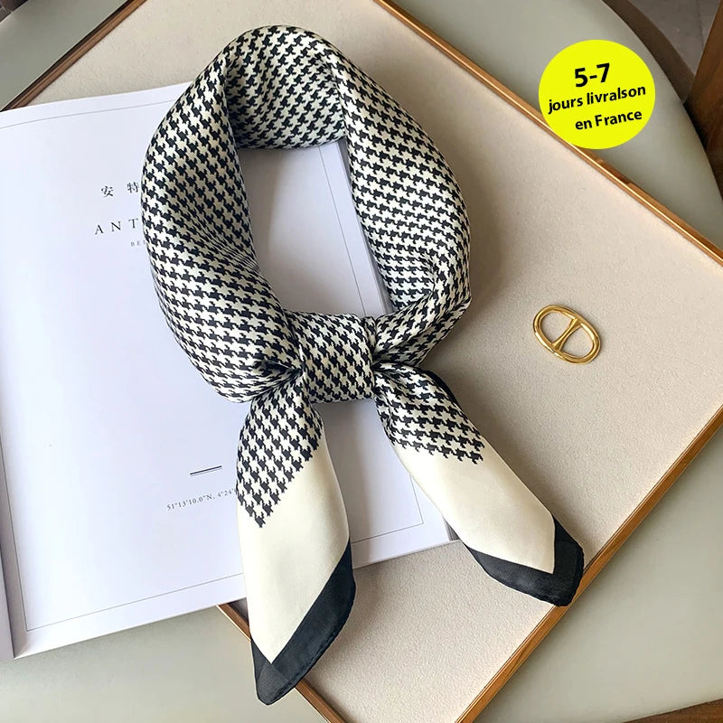 Head Scarf For Women Animal Animal Kerchief Neck Scarfs 70cm Square Shawls and Wrpas Scarves For Ladies