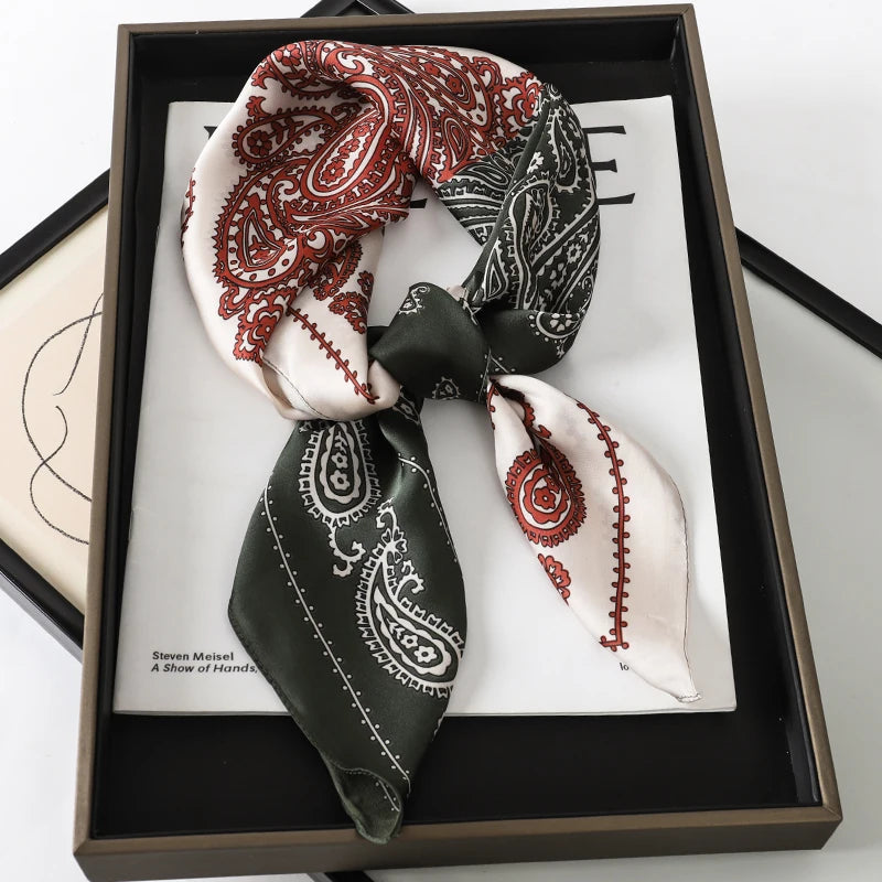 Head Scarf For Women Animal Animal Kerchief Neck Scarfs 70cm Square Shawls and Wrpas Scarves For Ladies